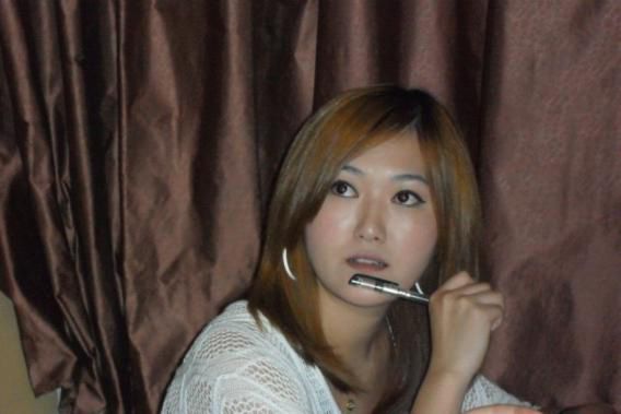 巾帼不让须眉《核金风暴》美女试玩很专业