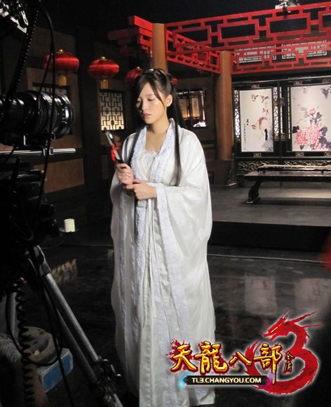 天龙八部3片场探班 许嵩金莎真情流露