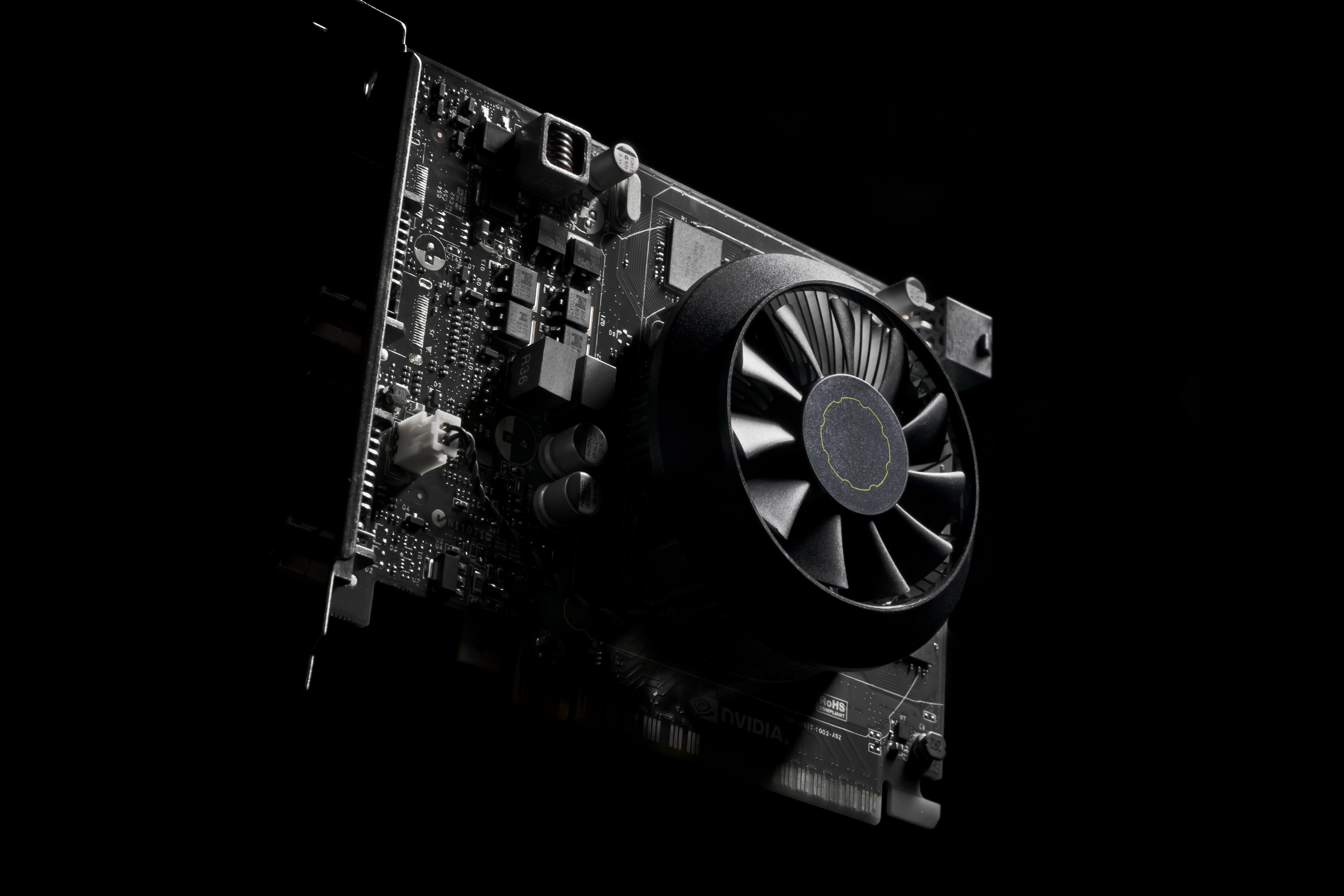 点击查看大图 geforce gtx 650是针对geforce gts250,gts 450用户升级